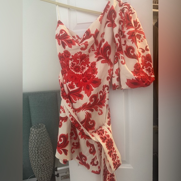 Cara Cara One Shoulder Red Floral Dress - Picture 9 of 9